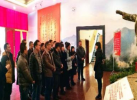 九江经开区港城第一小学赴秋收起义修水纪念馆接受革命传统教育