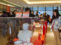 梅州首届红色收藏品展在奥园-梅江天韵举行