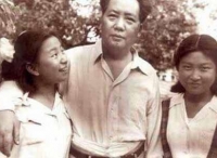 为什么毛主席的两个女儿姓李不姓毛呢？